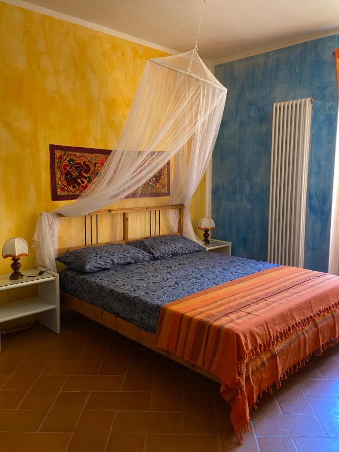 AffittaCamere CasaRosa - B&B L'Opaco