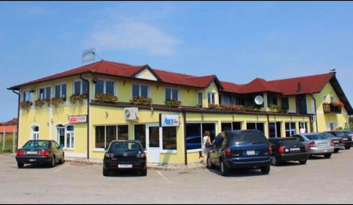 Motel i Restoran Ana - B&B Donji Svilaj