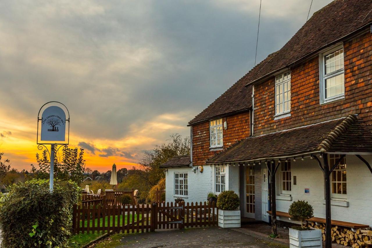 The Cherry Tree Inn - Bed and Breakfast
