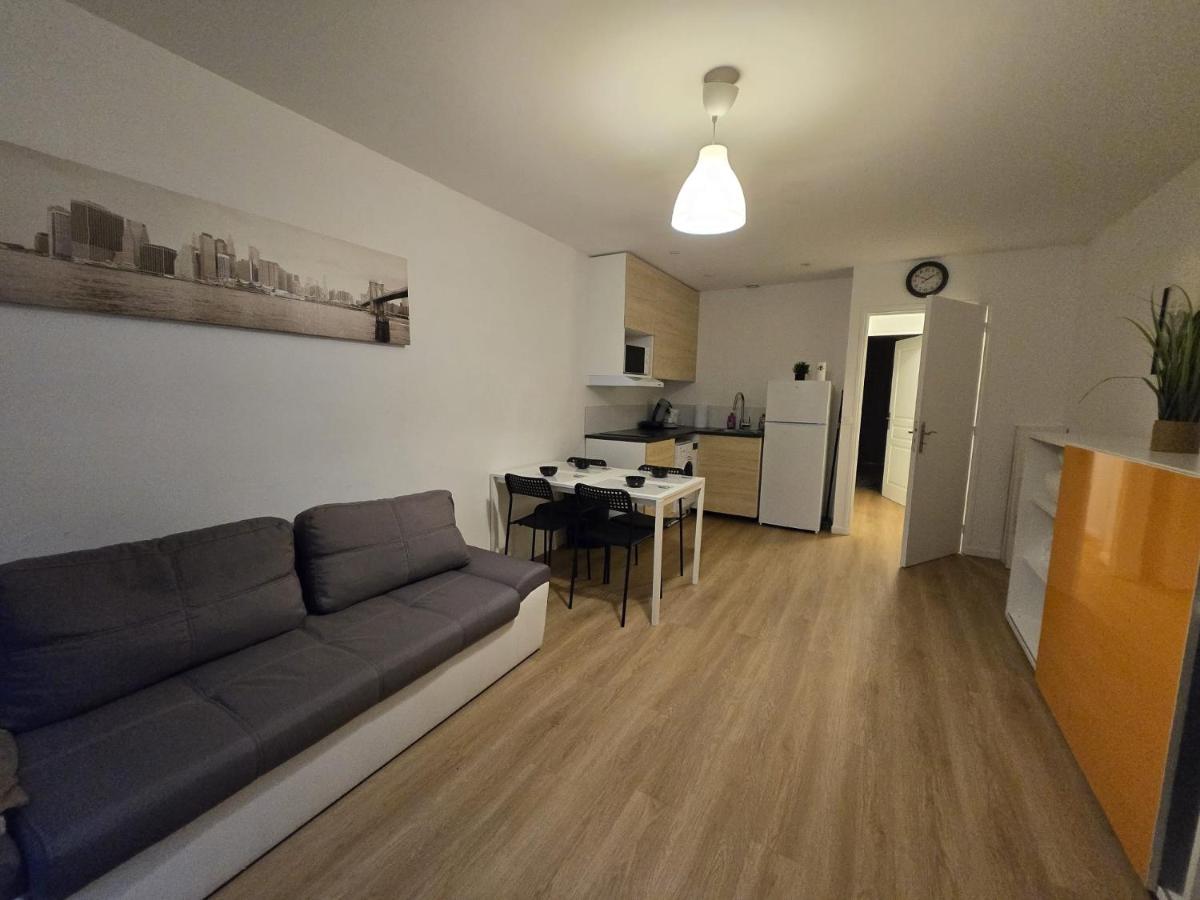 Appartement centre de Paris 19 - Ferienwohnung