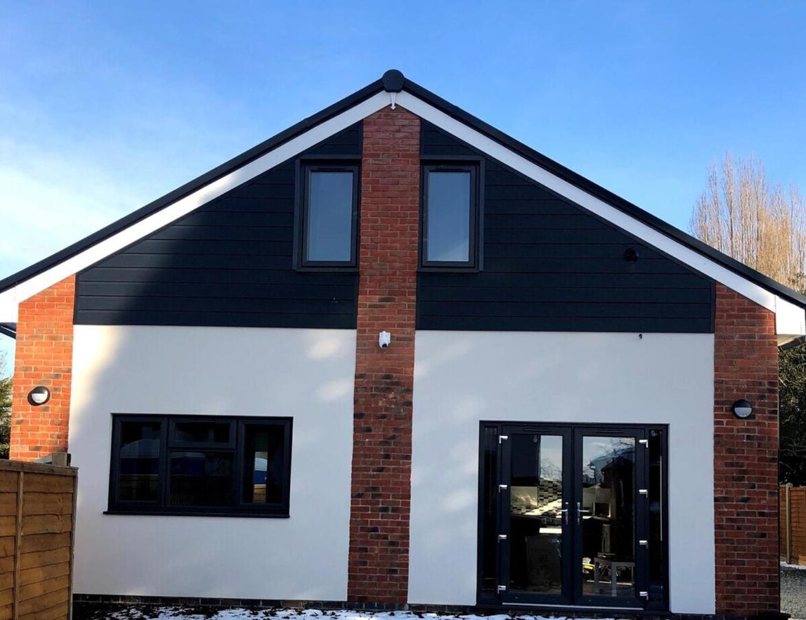 SAV Apartments - 2 Bed Cosy Flat Saffron Leicester - Bed and Breakfast Leicester