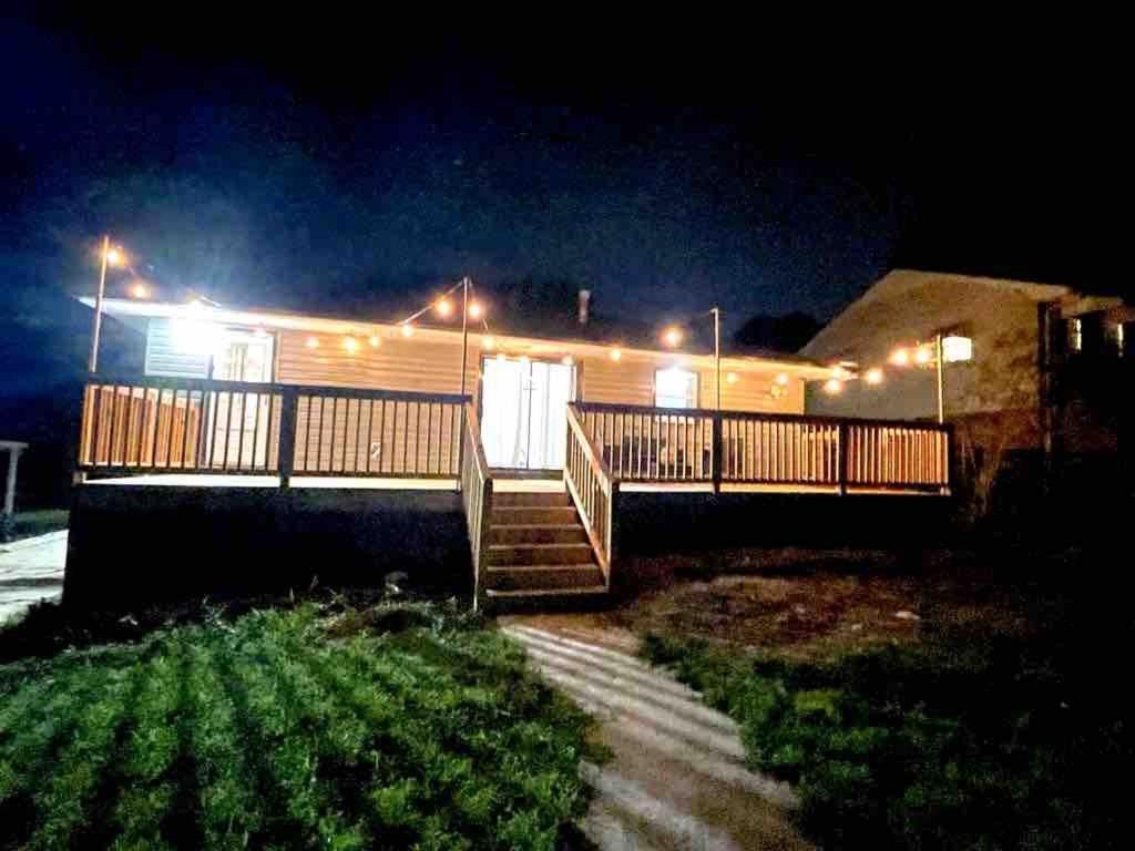 Cottage Close to Dtown Durham & Duke - B&B