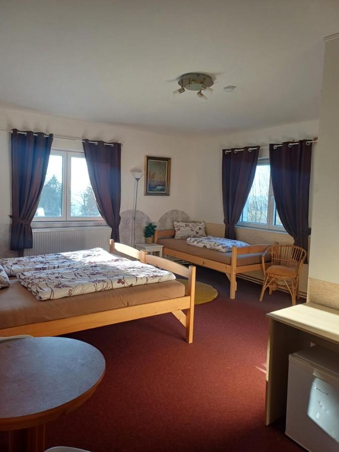 Dreibettzimmer