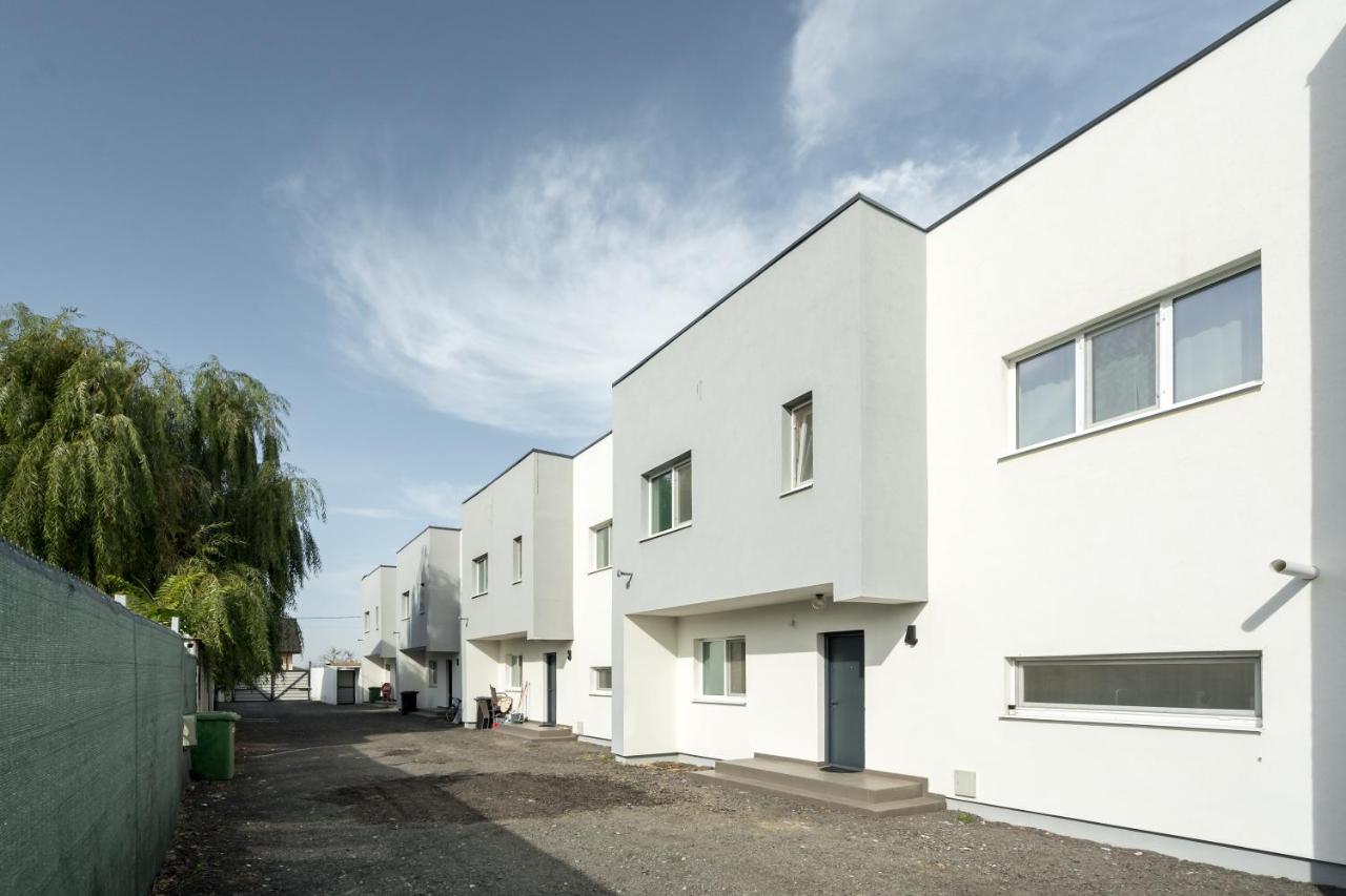 Casa Magurele 1 - B&B