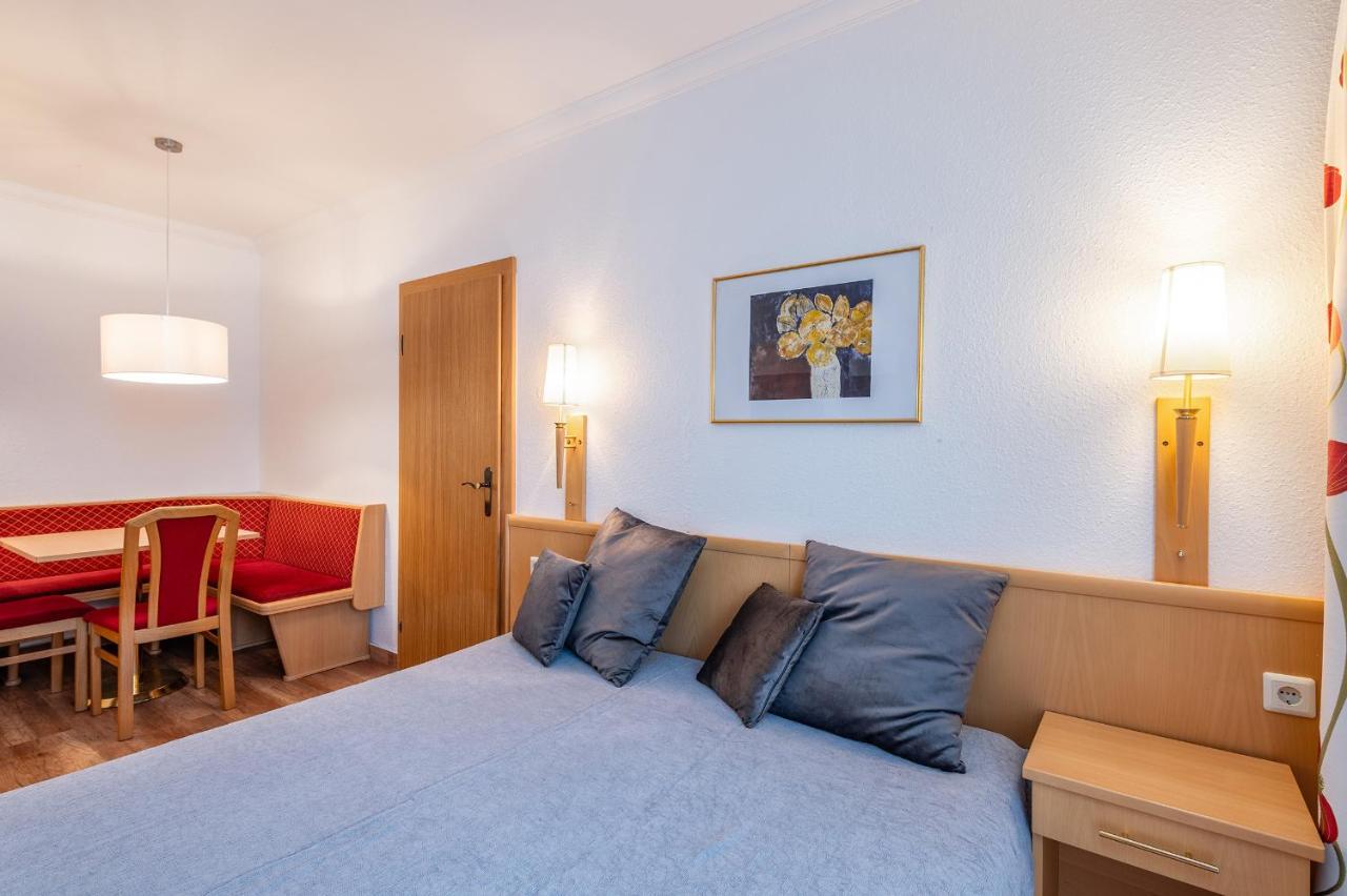 Apartment mit 2 Schlafzimmern und Balkon