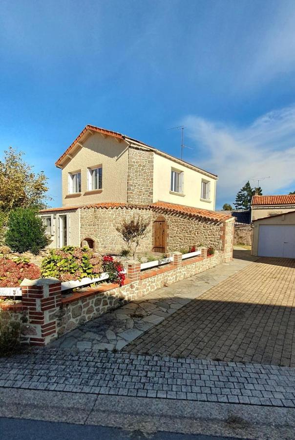 Le Marsiluga Maison 12 pers à 6 min du Puy du Fou - B&B Saint-Mars-la-Réorthe