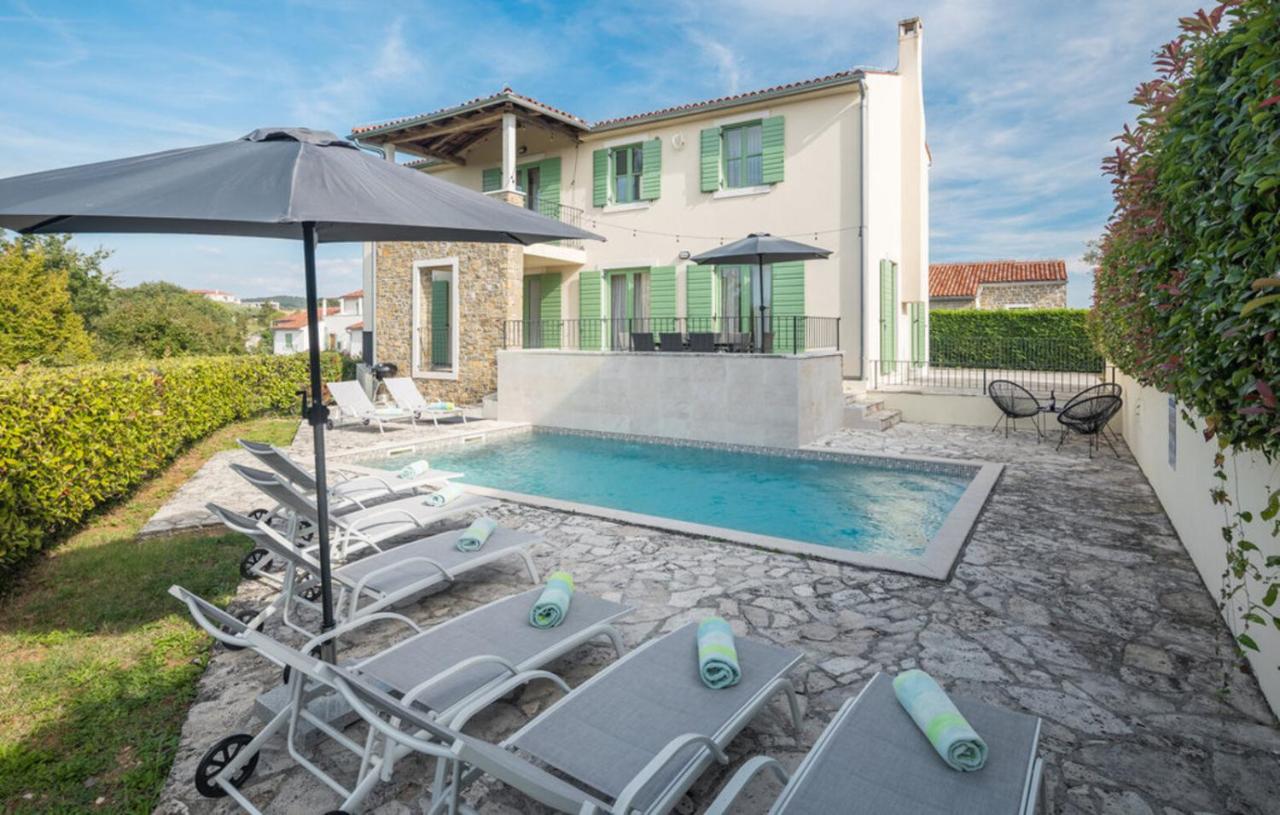 Villa Morgan for 8 people in Central Istria with 45 m2 private pool & pet friendly - B&B