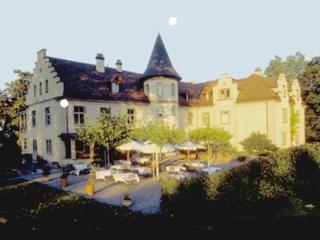 B&B Kreuzlingen - Schloss Brunnegg - Bed and Breakfast Kreuzlingen