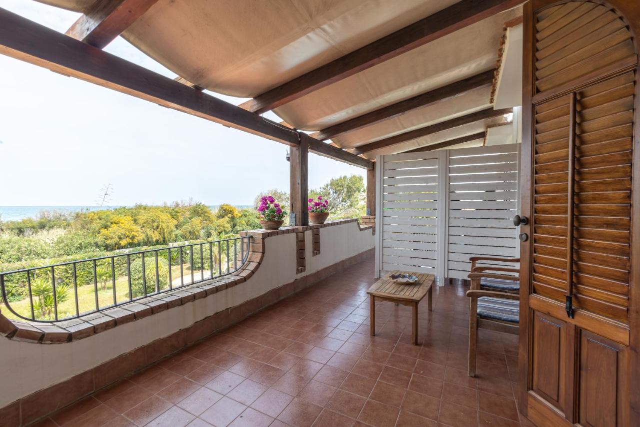 1-Casa sul mare con piscina vicino Cefalù - Chambres d’hôtes Campofelice di Roccella