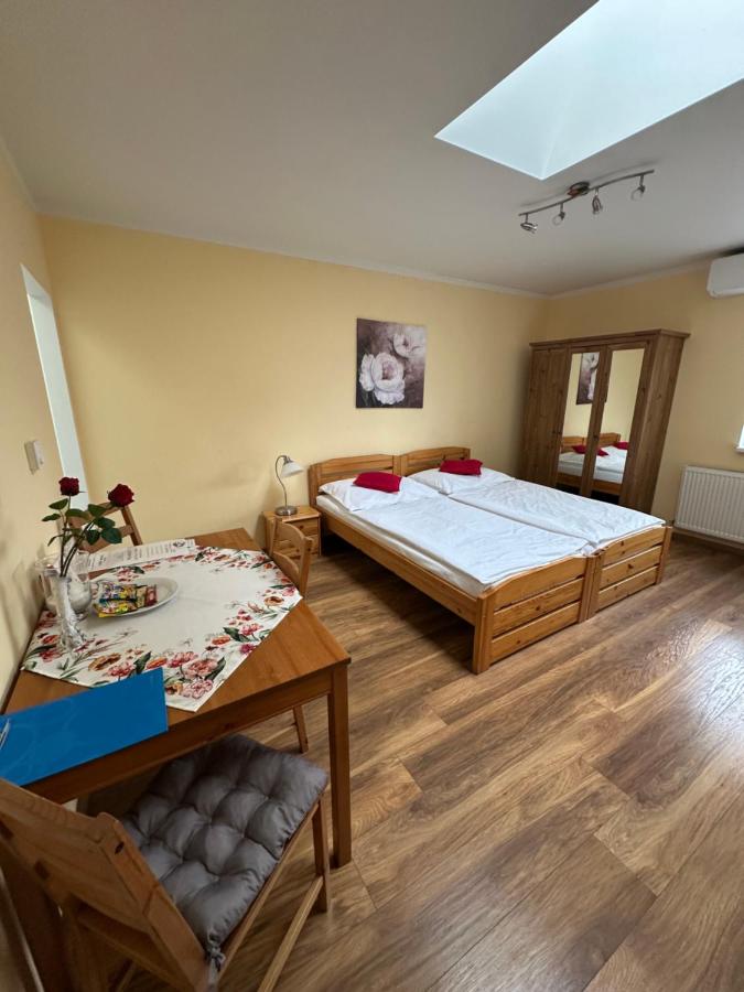 Comfort Triple Room