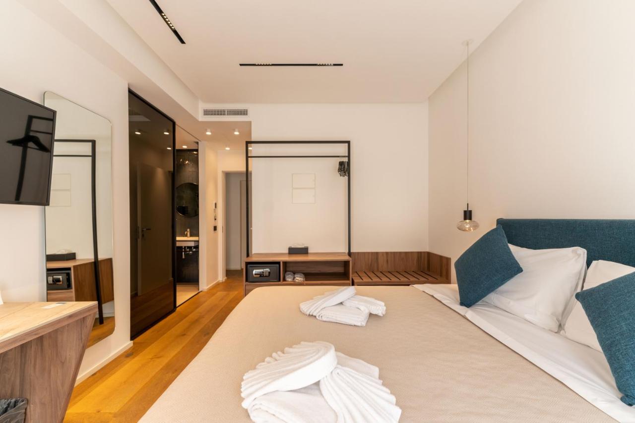 Camera Deluxe Matrimoniale/Doppia con Letti Singoli