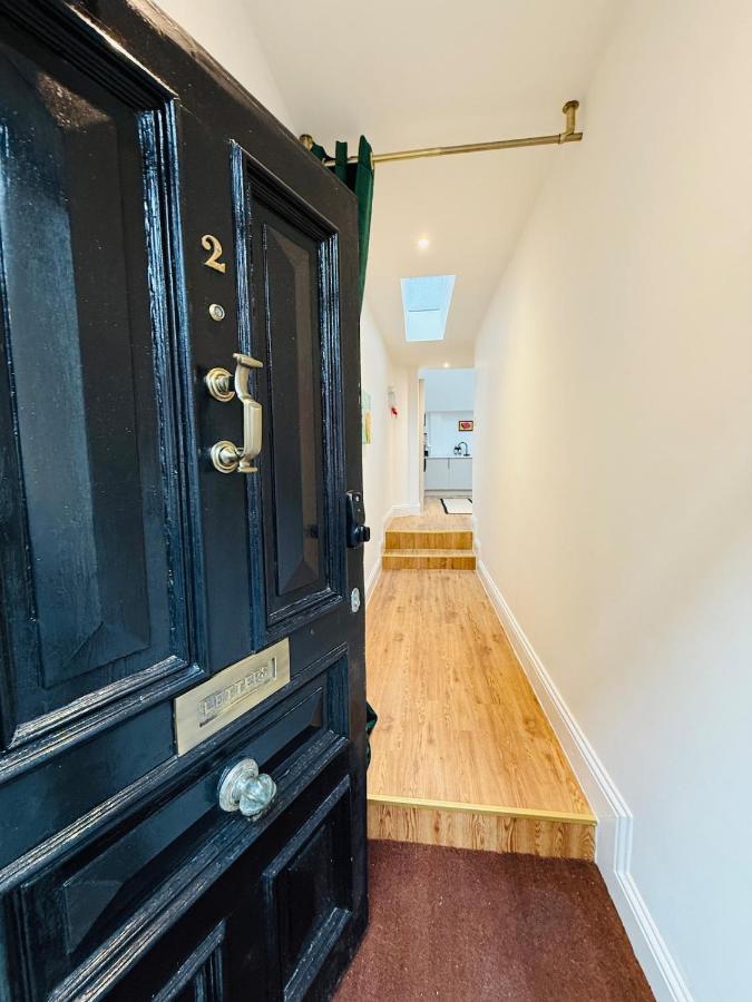 Spacious, Worcester city centre 2 bedroom apartment - Ferienwohnung