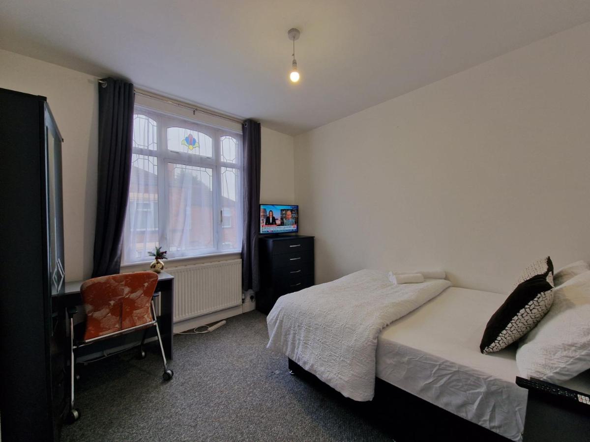 Double Room with Shared Bathroom