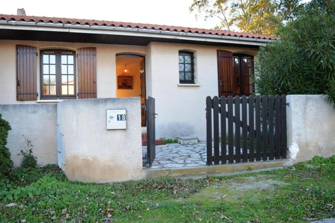 maison avec grand jardin donnant sur un champ ST CYPRIEN PLAGE SC000-018 - Chambres d'hôtes Saint-Cyprien-Plage
