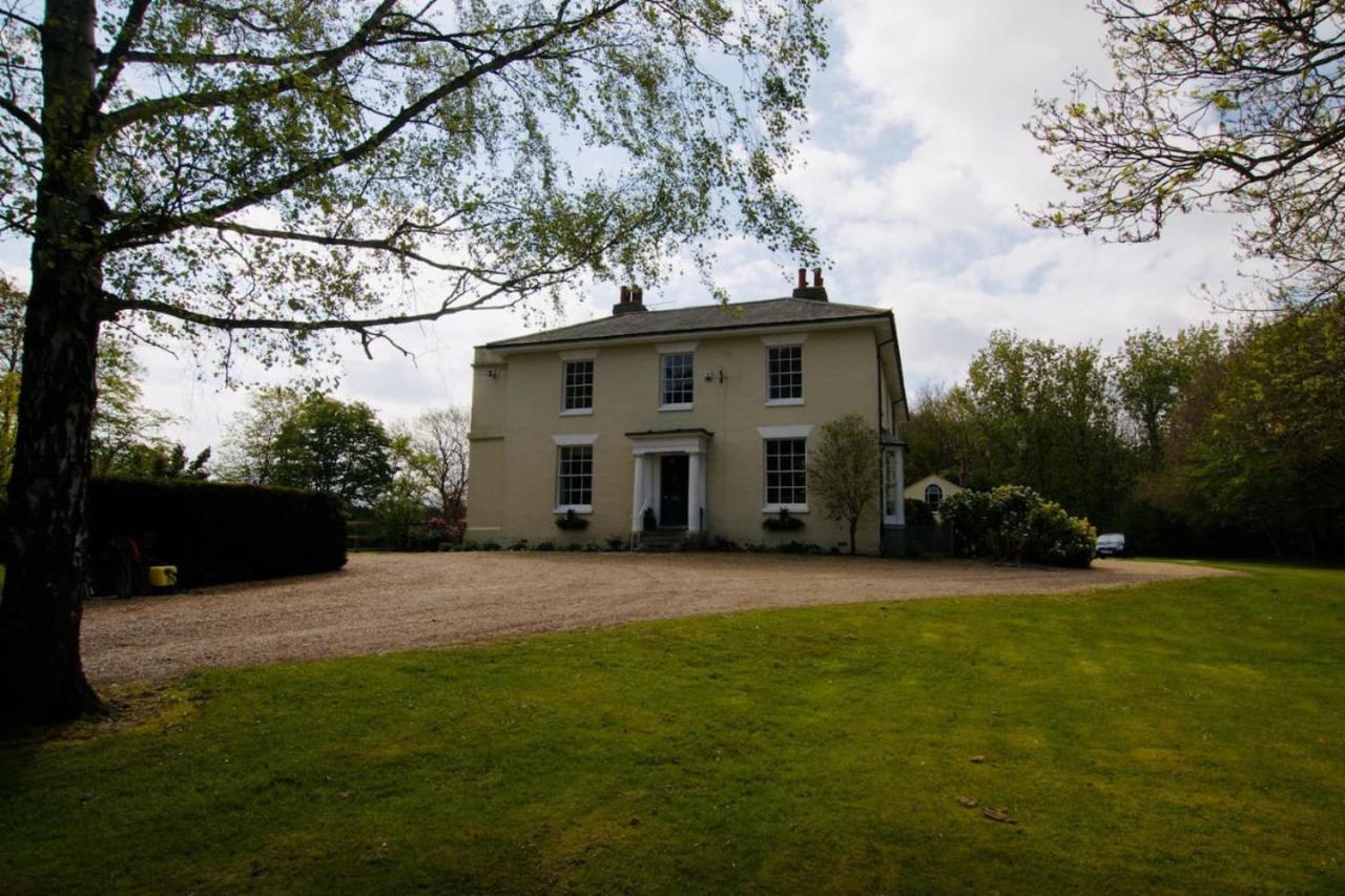 Beautiful country home and garden - Ferienwohnung Kirby Cross