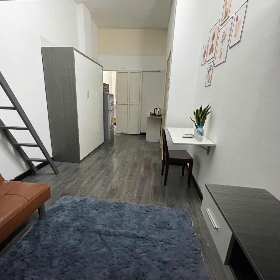 One-Bedroom Apartment with City View