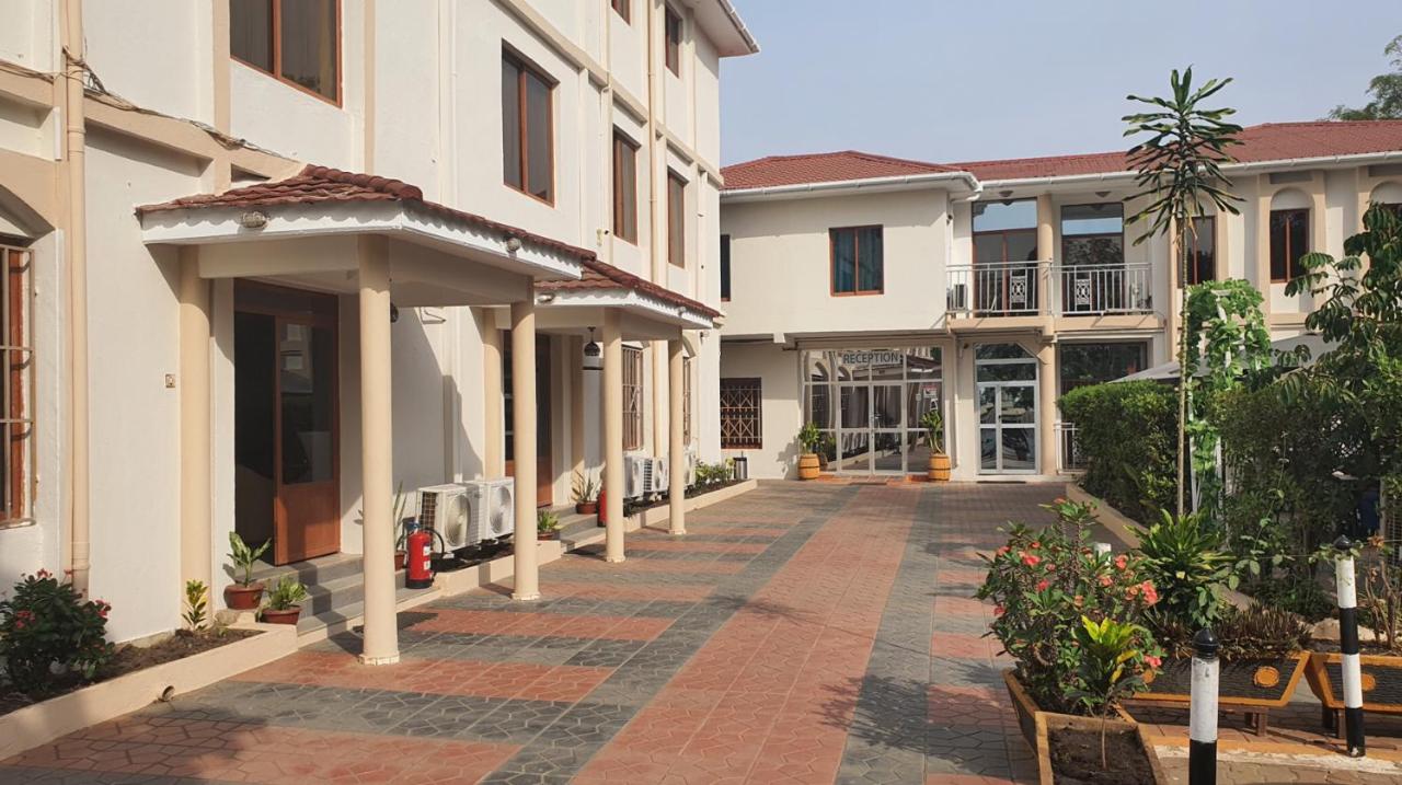 Aron International Hotel