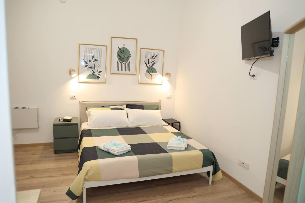 Comfort-NO ZTL- Strategic Location Tranquility - B&B