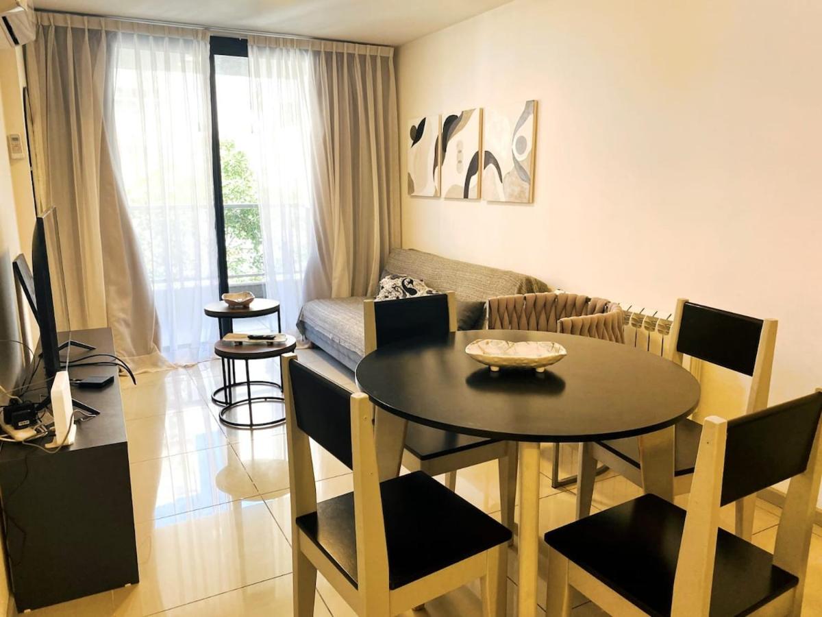 Av Estrada 48 B Nueva Córdoba - B&B