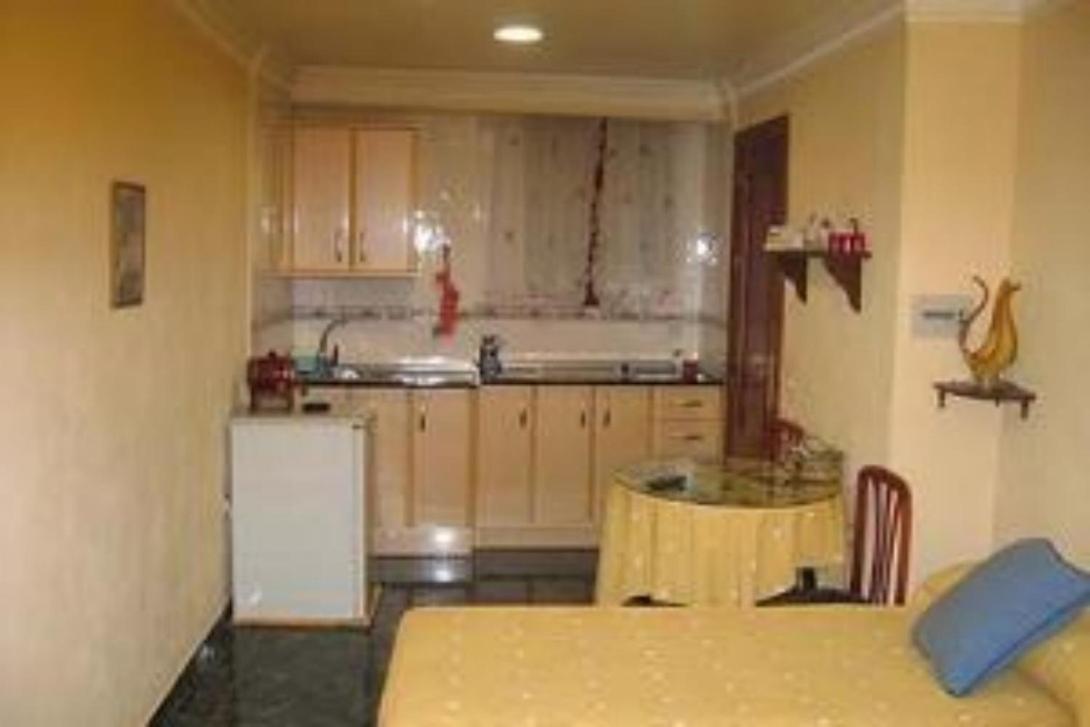 Studio (2 Adults)