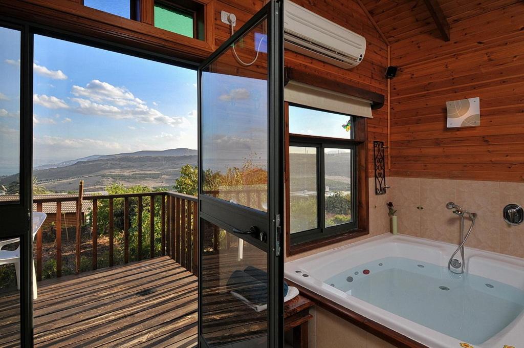 Suite with Spa Bath