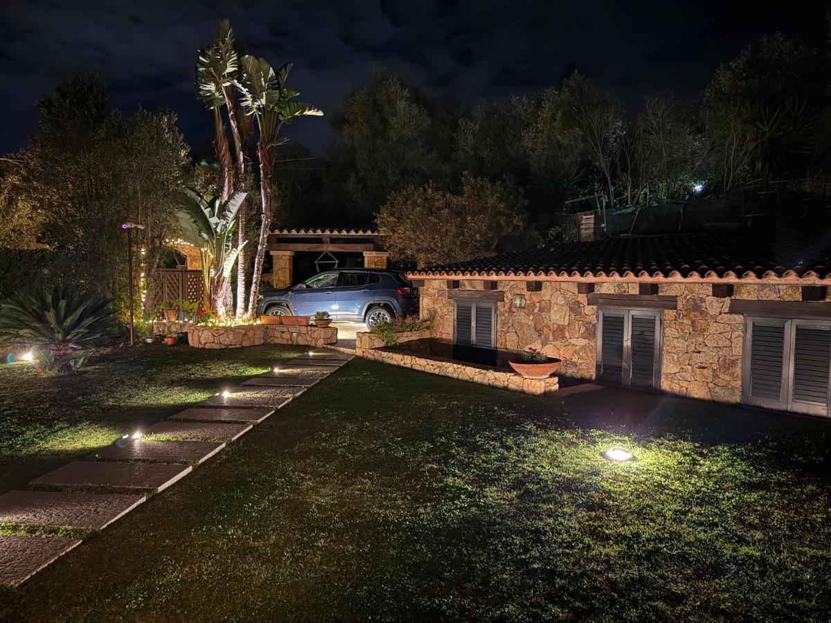 splendido open space in Villa Veronica Porto Istana - B&B Porto Istana