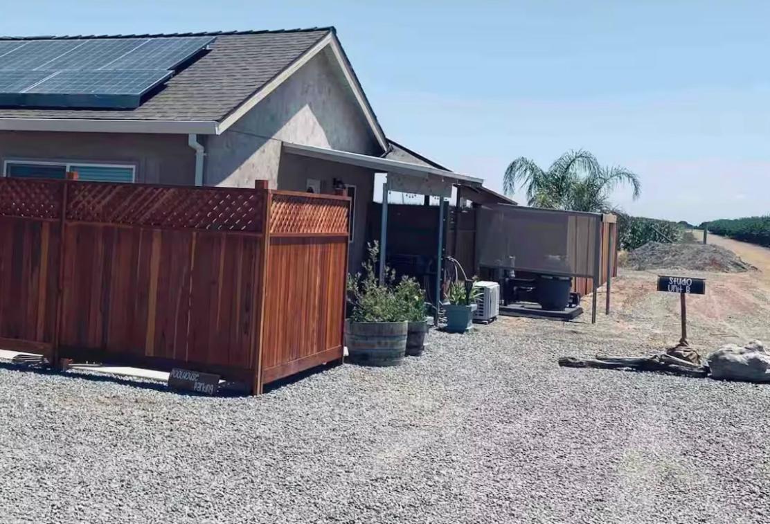 County Std Full Kitchen 20 Min SMF UC Davis Campus - B&B