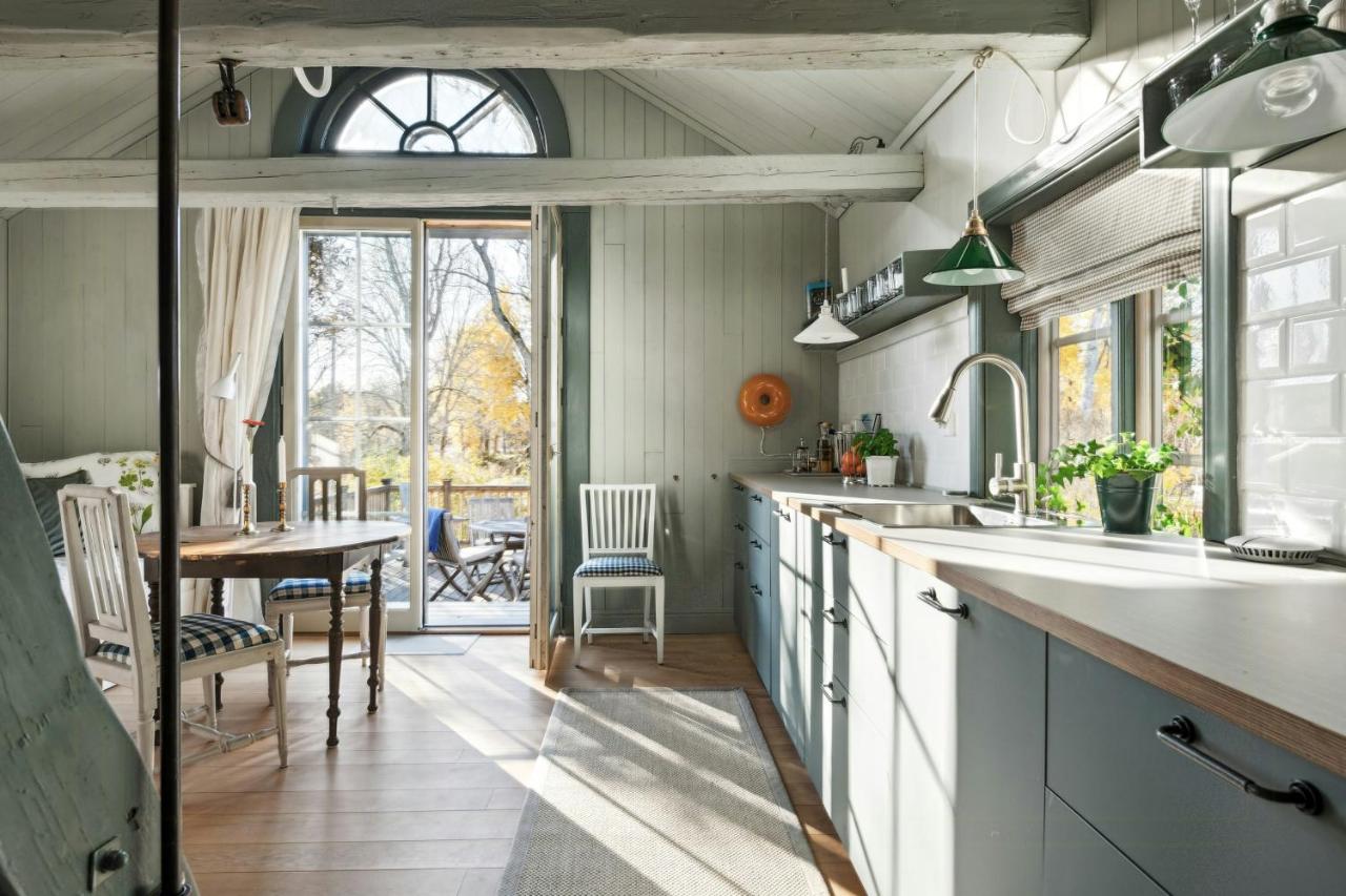 Charming 18Th-Century House Near Vätösund - Chambres d’hôtes