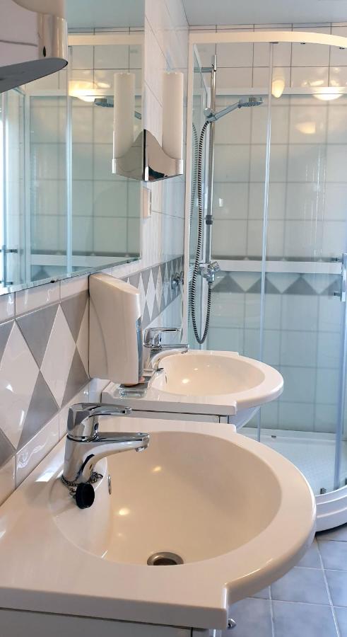Double or Twin Room with Shared Bathroom