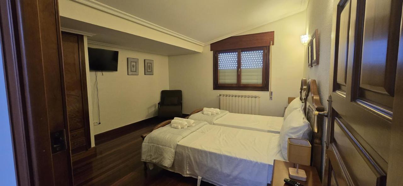 Deluxe Double or Twin Room with Sea View