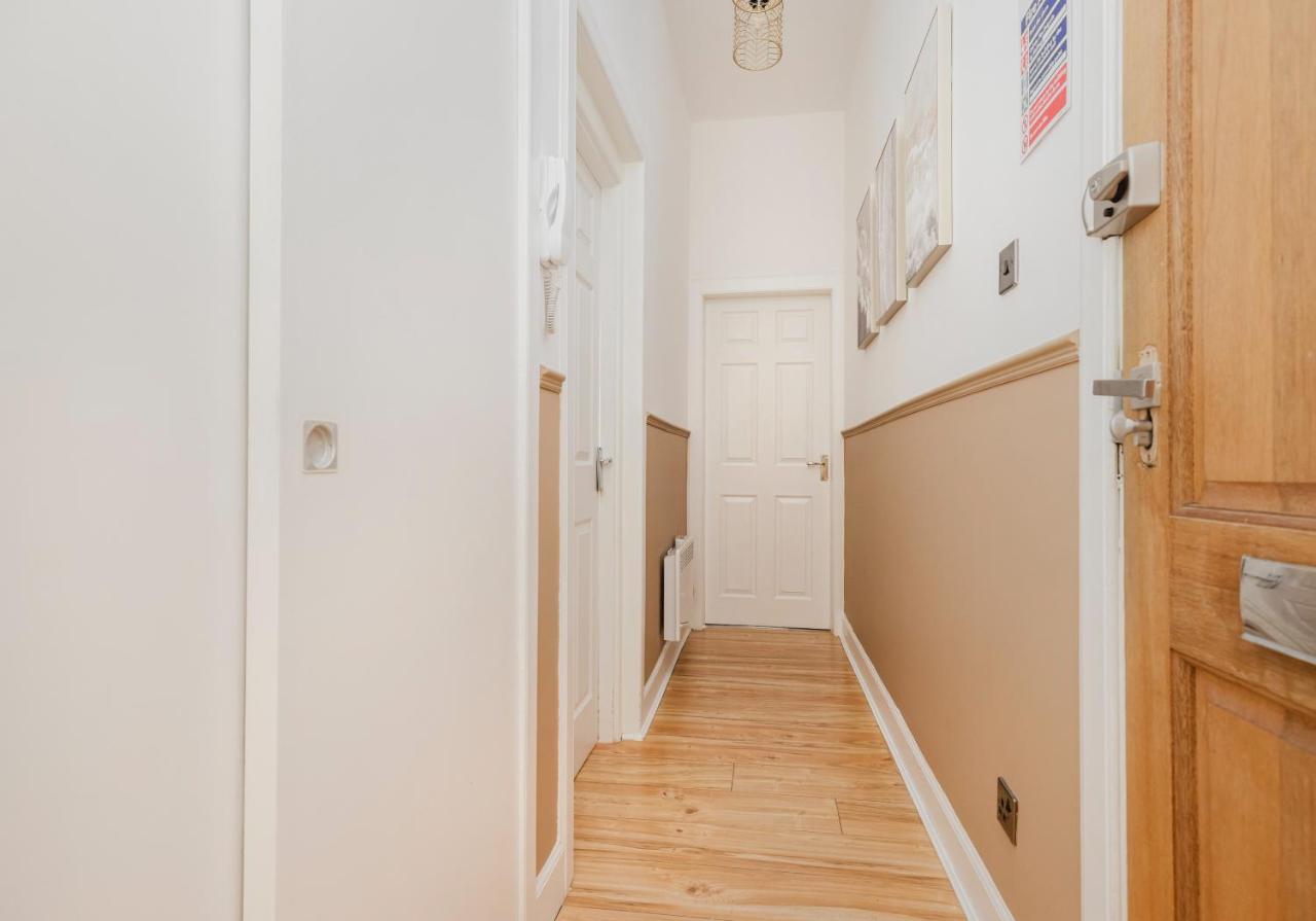 Flat 1