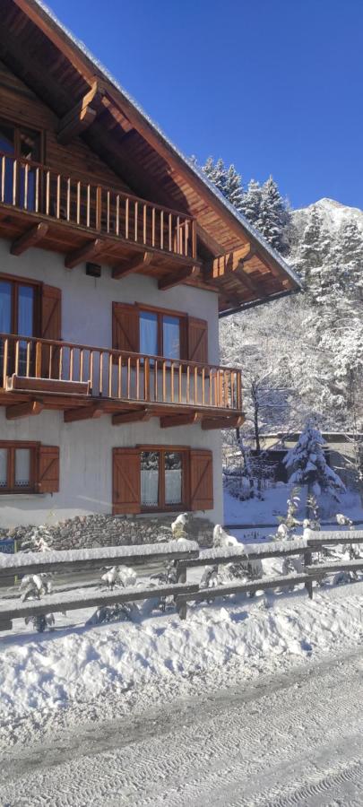 Bilocale relax in Cesana - B&B Cesana Torinese