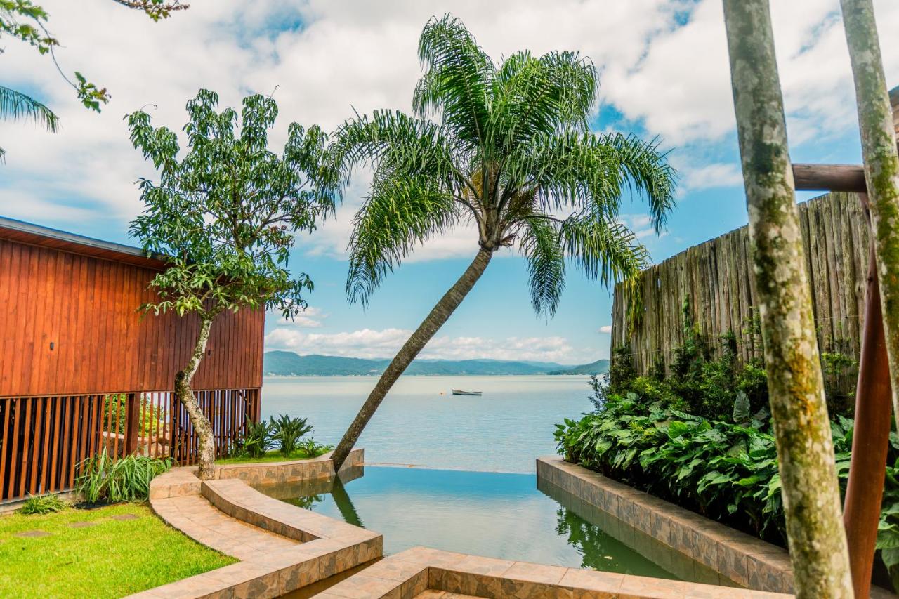 Grandi Pousada Sports - Sambaqui - B&B