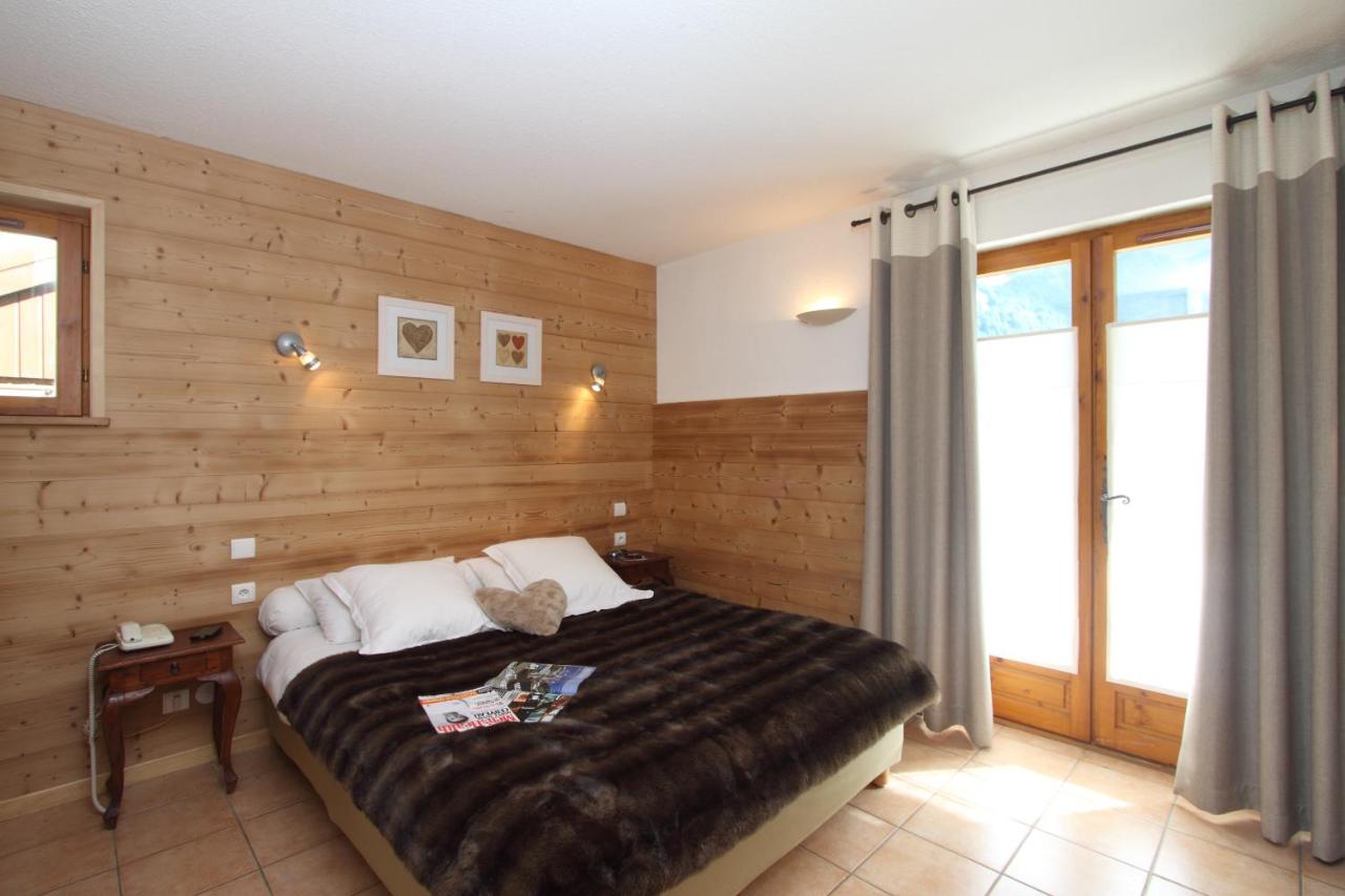 N°181 Apartment MARMOTTE - Separated room with private terrace and glacier view