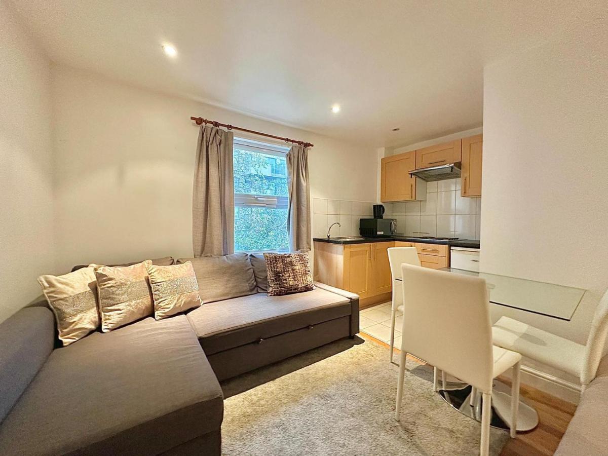 First floor flat - B&B London