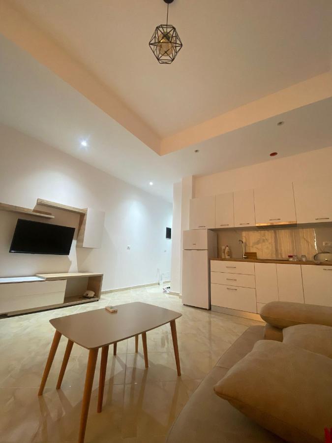 Alessio Apartaments 2 - Ferienwohnung Vlora