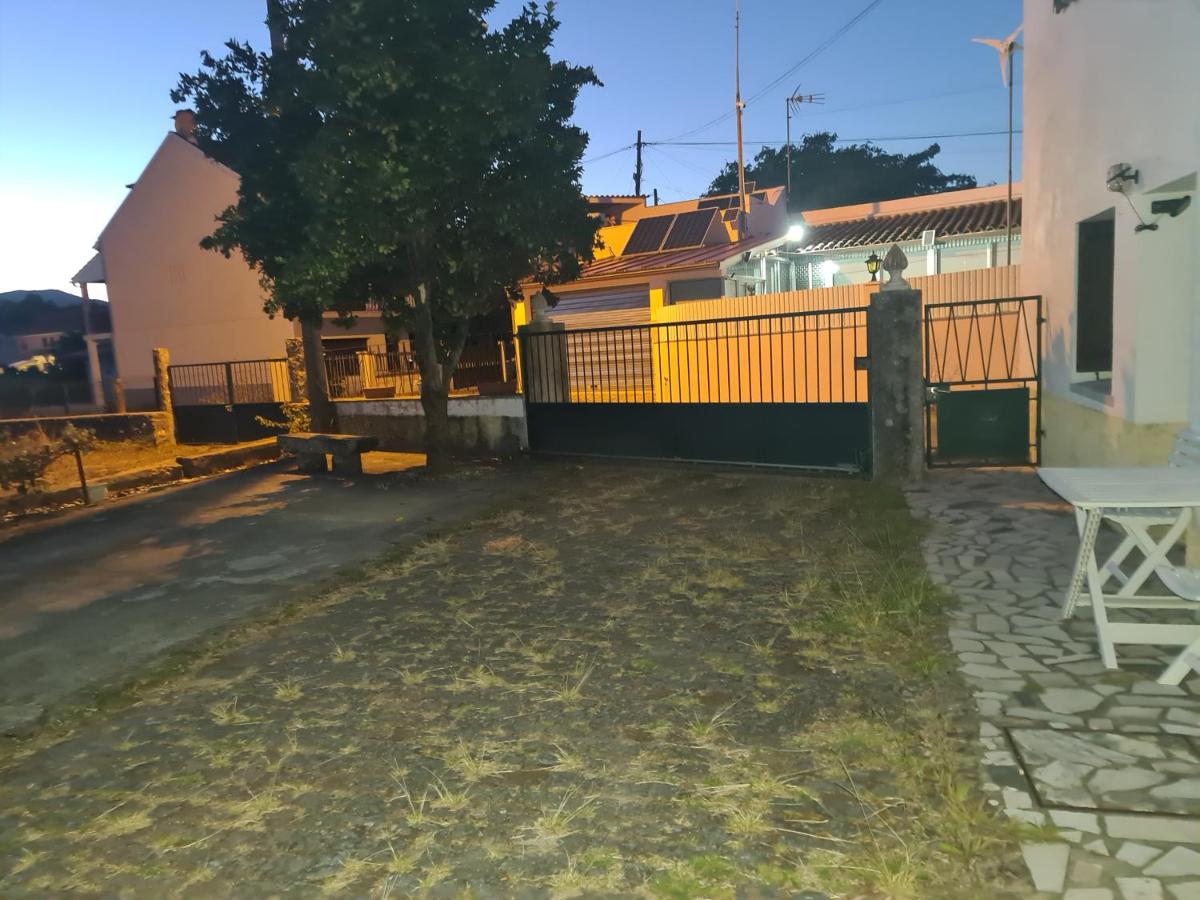 appartement F2 proche rivière - B&B