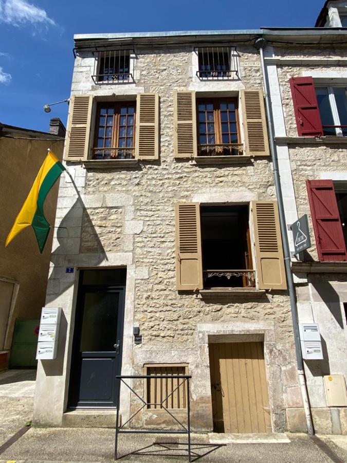 Le Beau Chardonnay, au cœur de Chablis - Bed and Breakfast