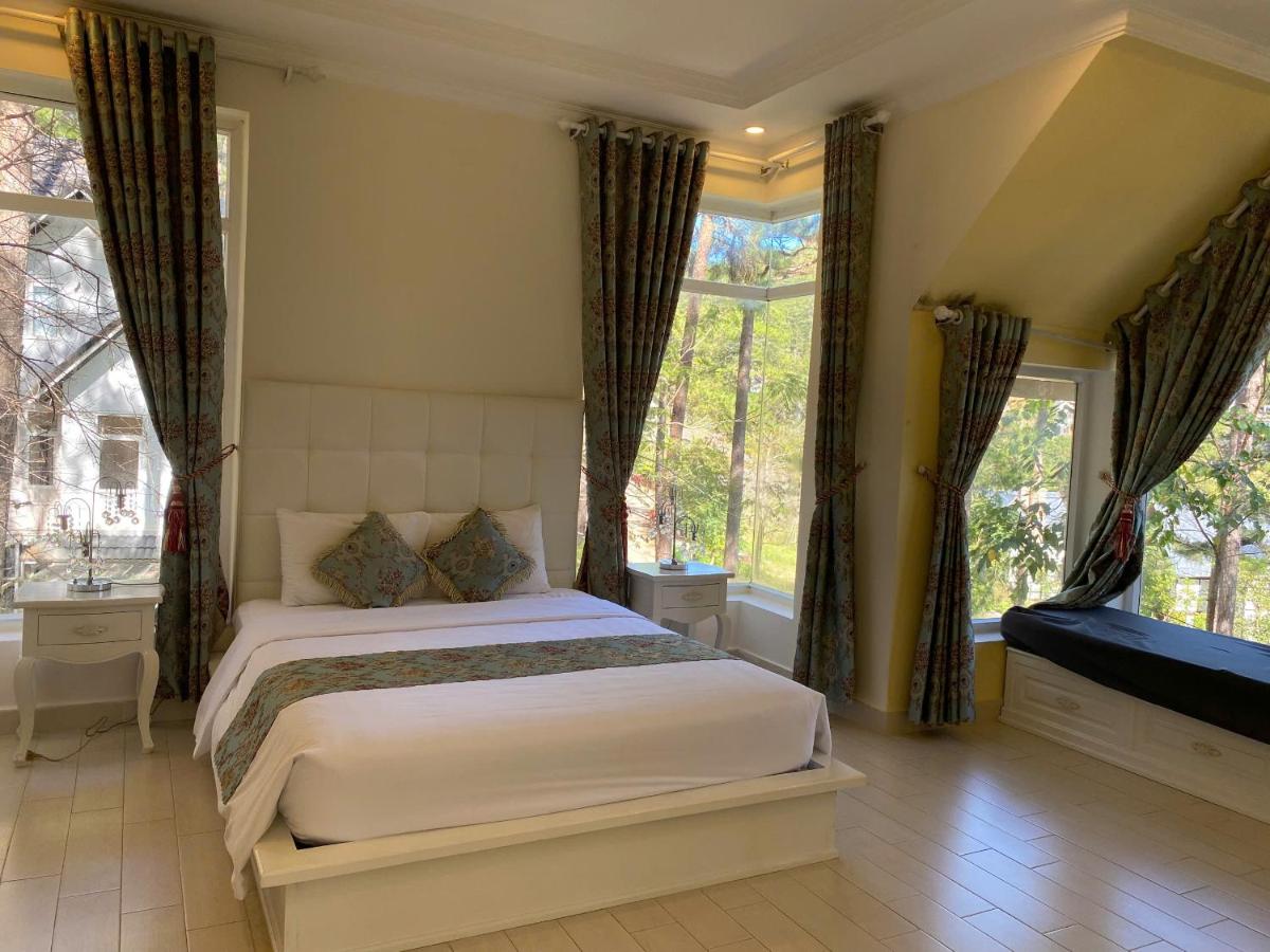Villa Deluxe