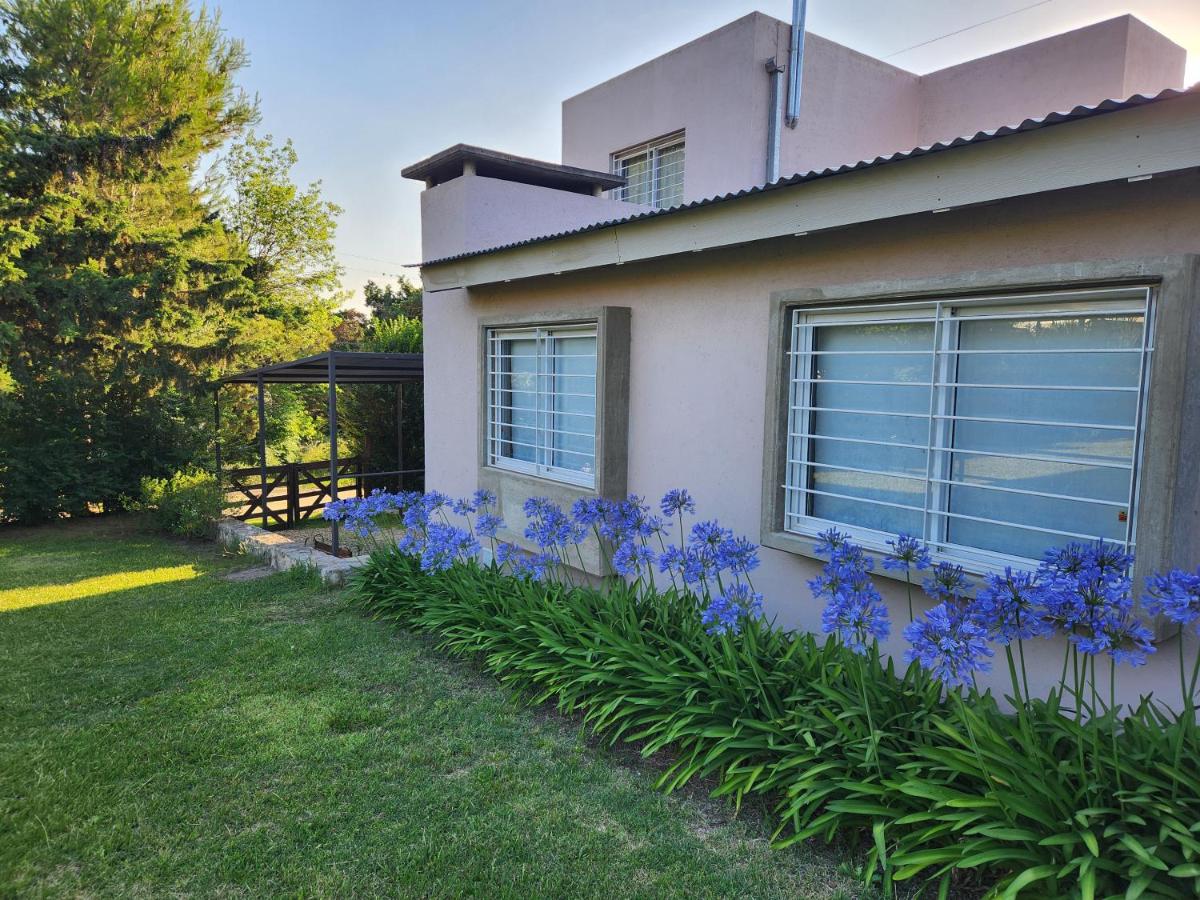 Dúplex La Falda - Bed and Breakfast La Falda