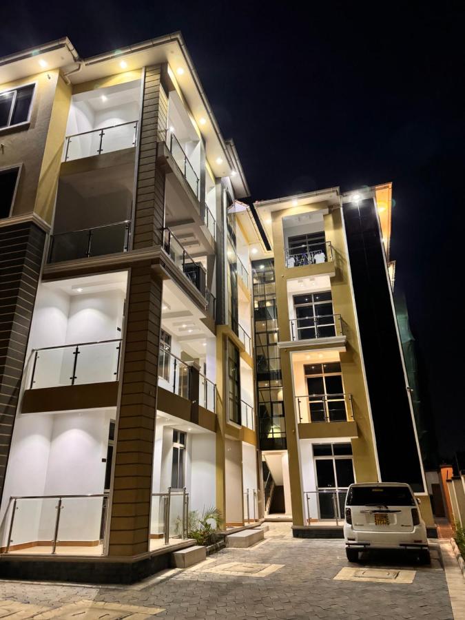 SN suites apartment - B&B Kampala