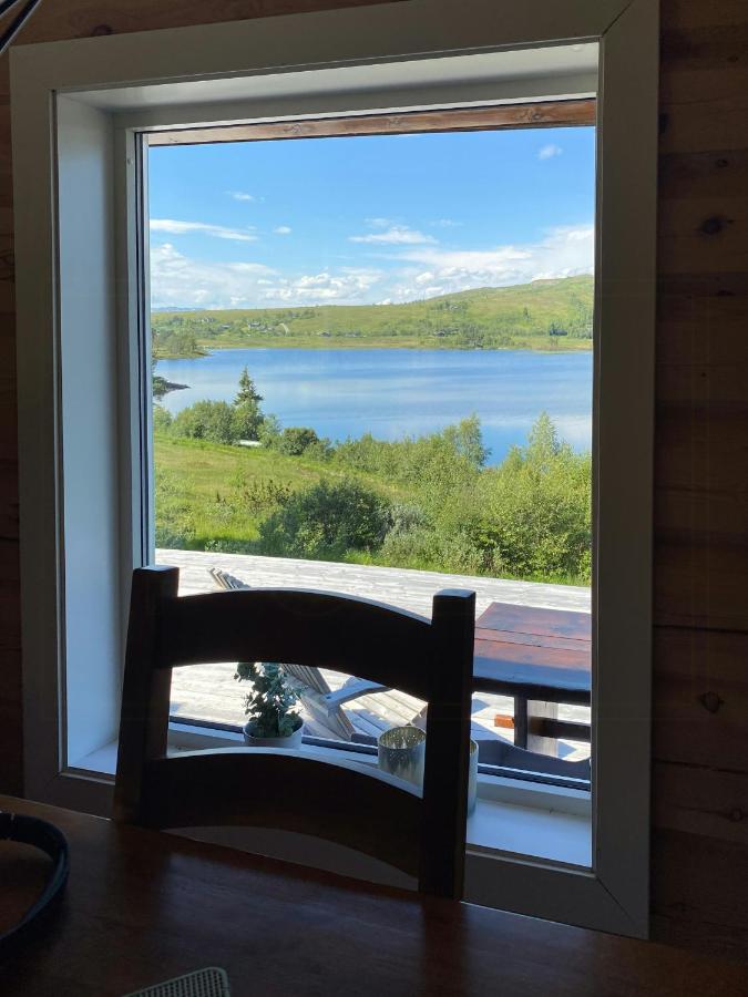 Mountain Cabin By Hundsåvatnet With Large Veranda - B&B