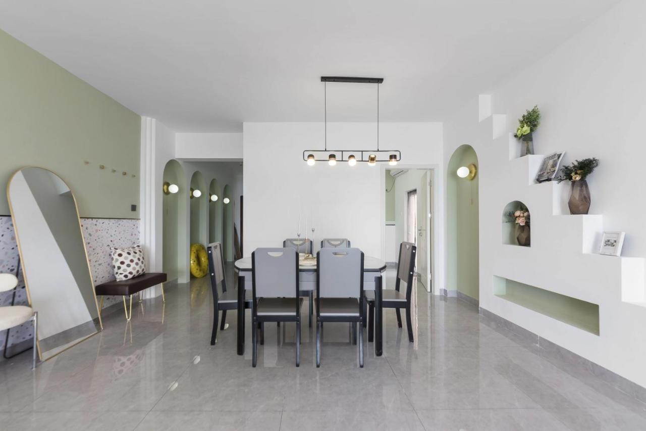 Three-Bedroom Apartment with Sea View