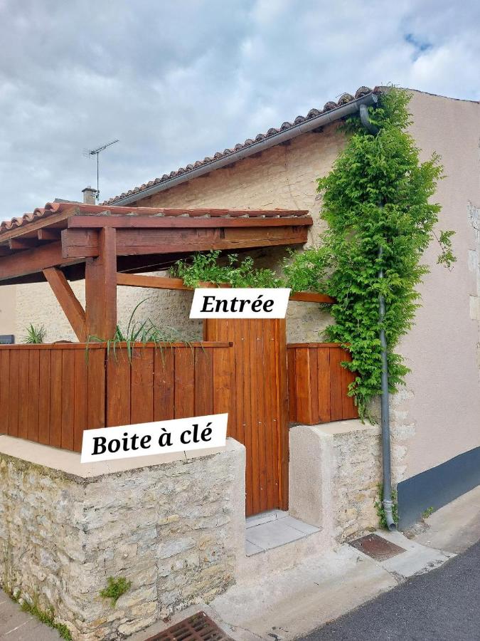 Les Petits Jardins de Cissé Chambre de Charme - B&B