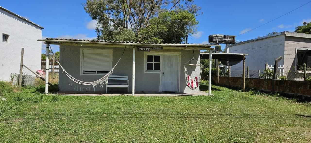 PRAZER, Casa de Vacaciones en Barra del Chuy, Sol, Mar, Comodidad y compras a 400 mts del mar, se reserva con seña! - Bed and Breakfast