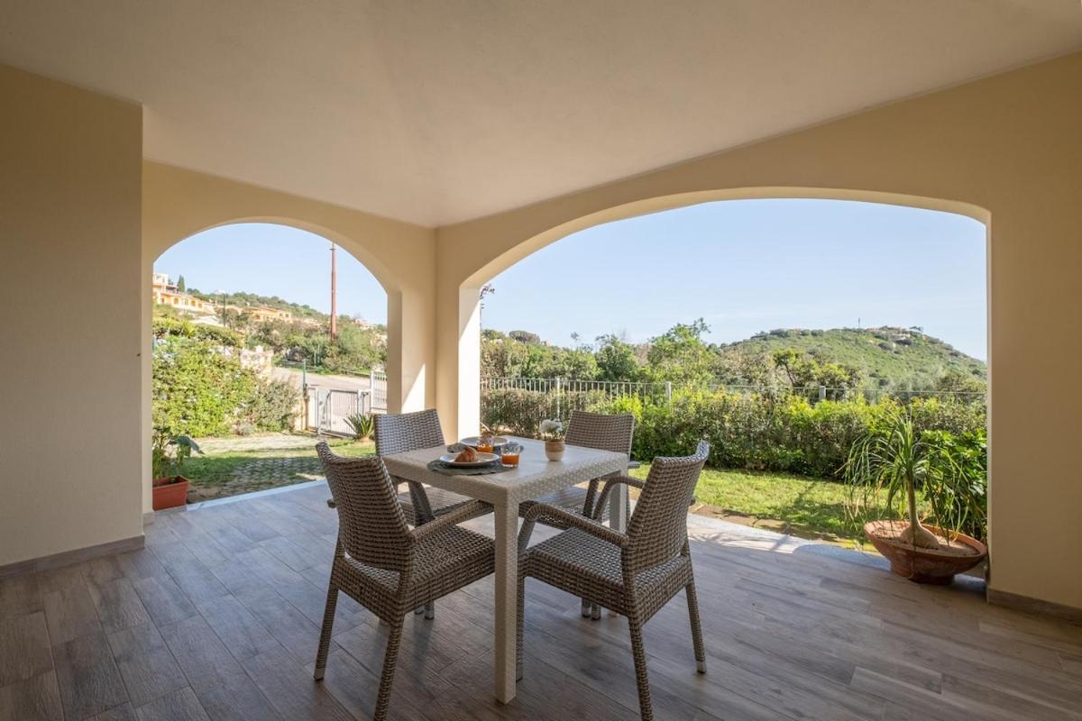 Comfort house with sea view- 5 minutes from the sea - Ferienwohnung Costa Rei