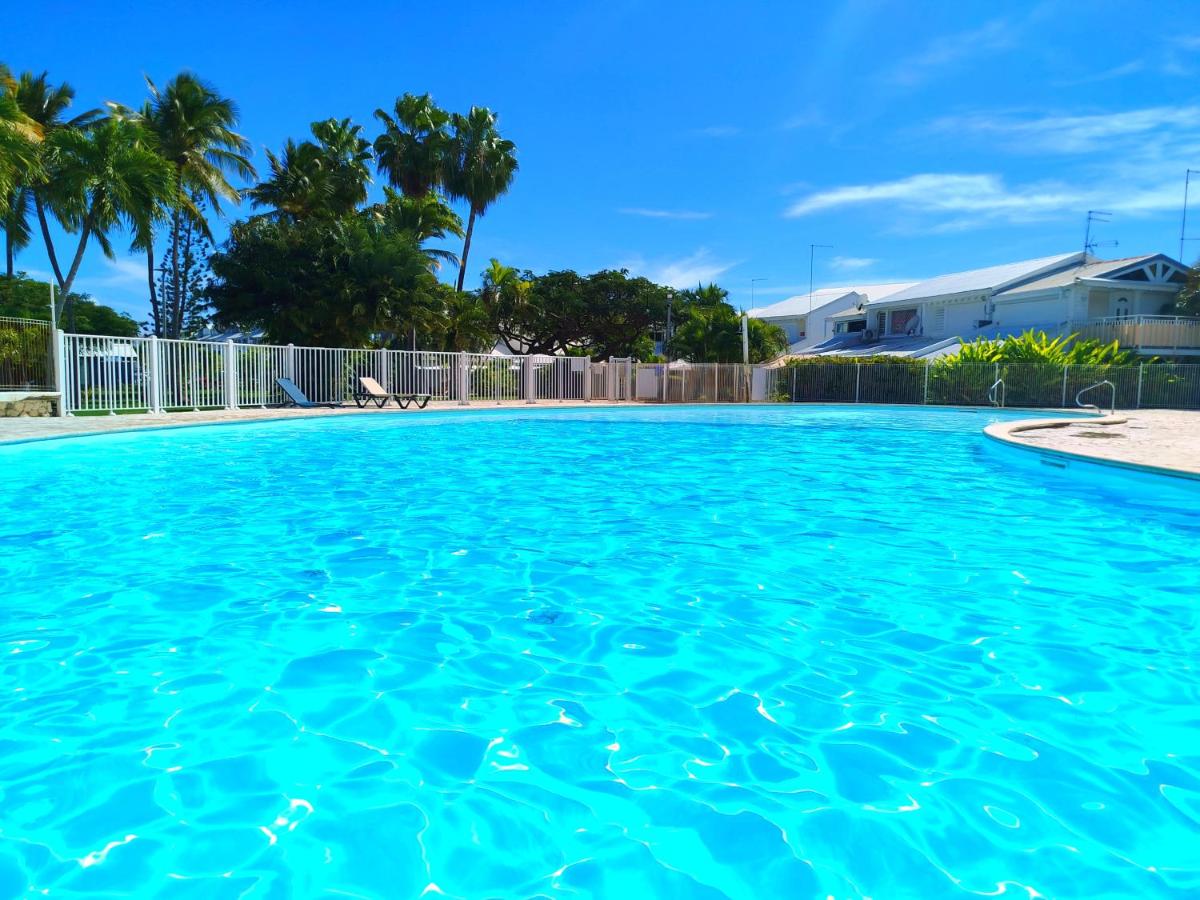 Suite Ajna citerne et piscines - B&B