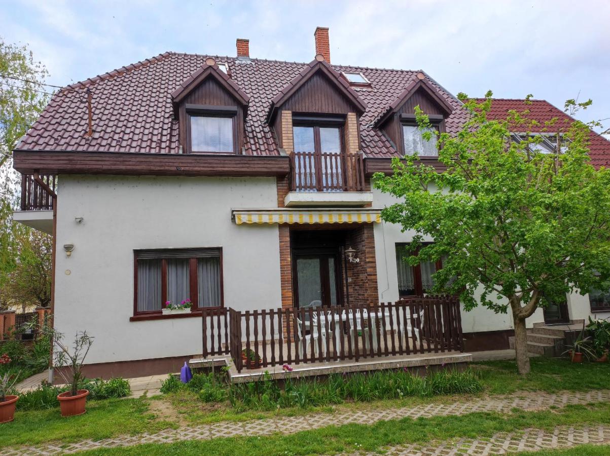 Helga Apartman Siófok - Ferienwohnung Siófok