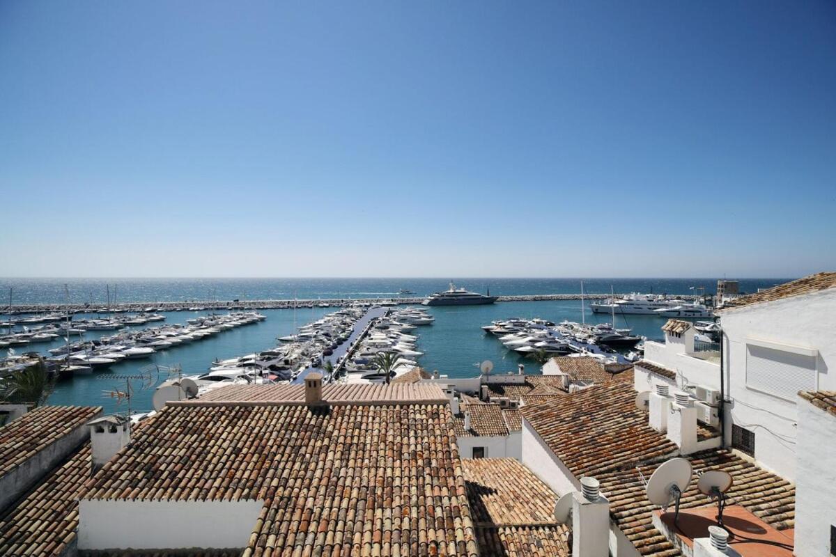 Puerto Banus, Marbella, Penthouse Apartment, Near Golf - B&B Marbella