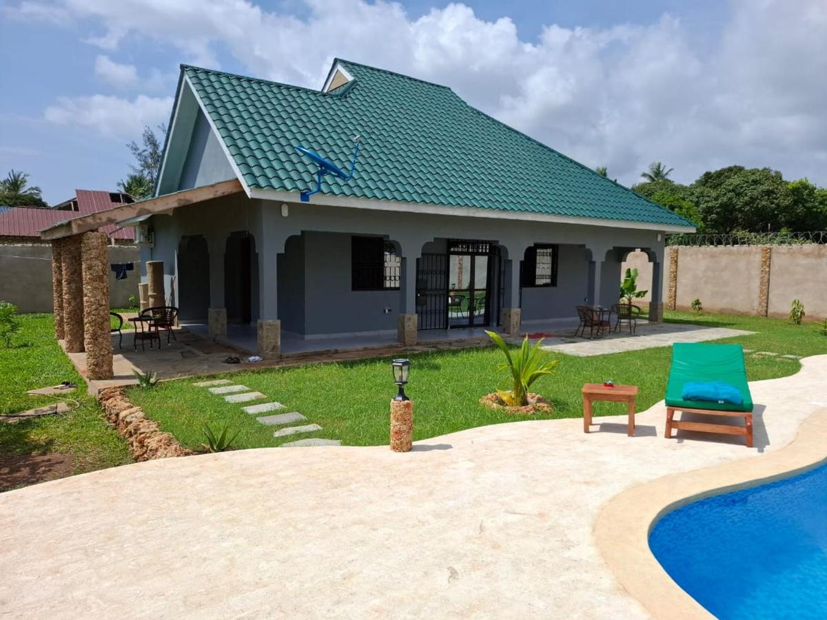 Vacation Villa Diani Beach - B&B